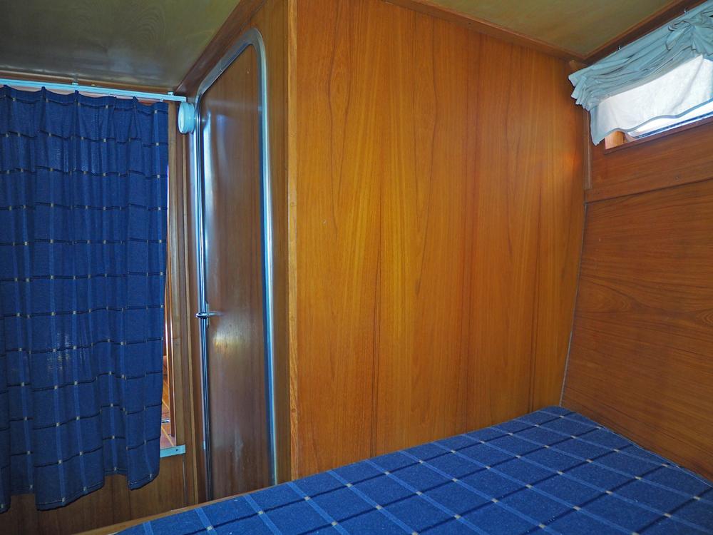 Aft cabin, Accommodation
